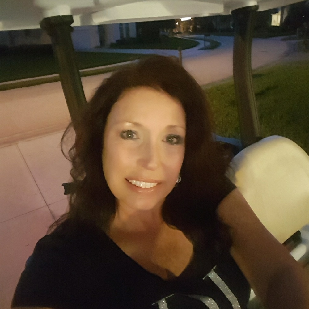 Meet your Posher, Kerri